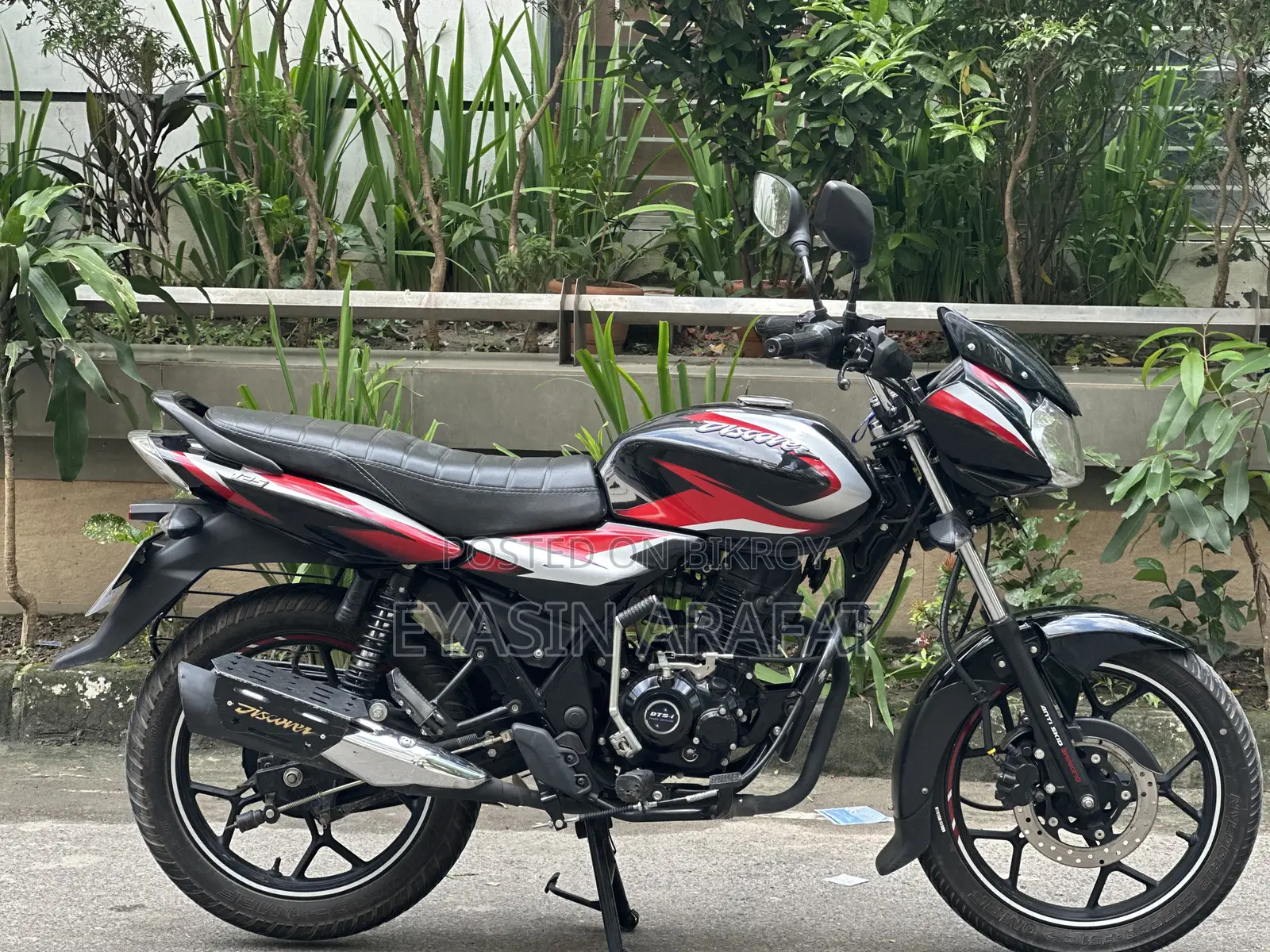 Bajaj Discover 125 2026 Black
