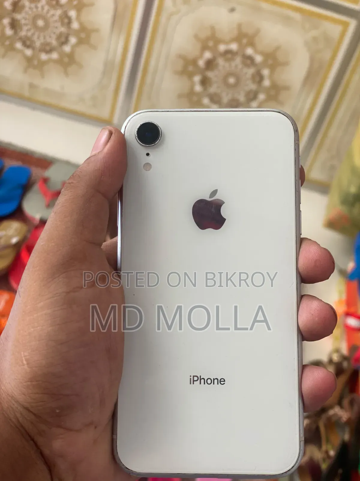 Apple iPhone XR 64 GB White