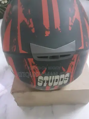 অরজিনাল STUDDS ফুল ফেস হেলমেট | কালো ও লাল | ভালো অবস্থা