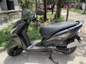 Honda Dio 2023 Green