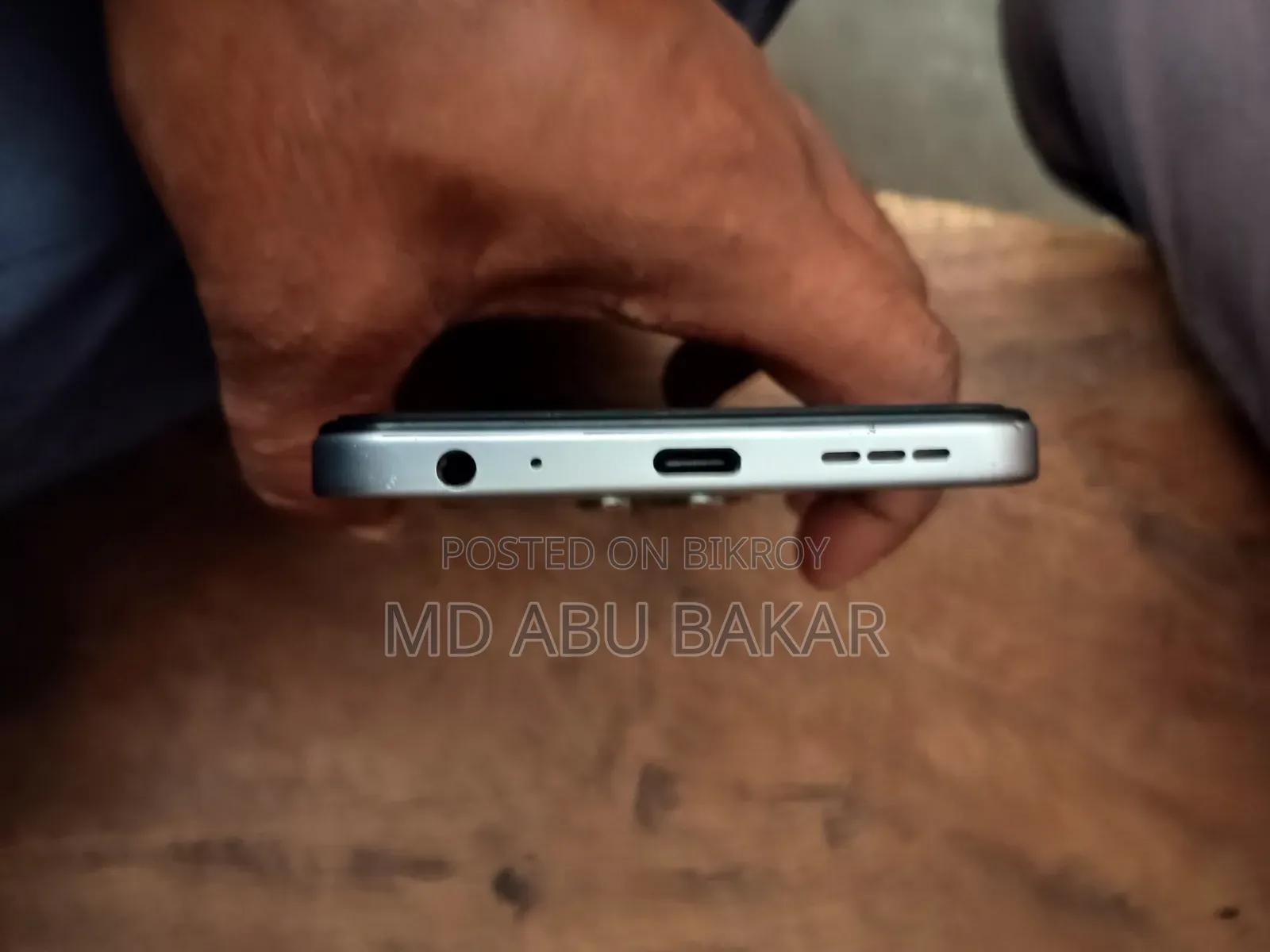 Tecno Spark 40 256 GB Silver