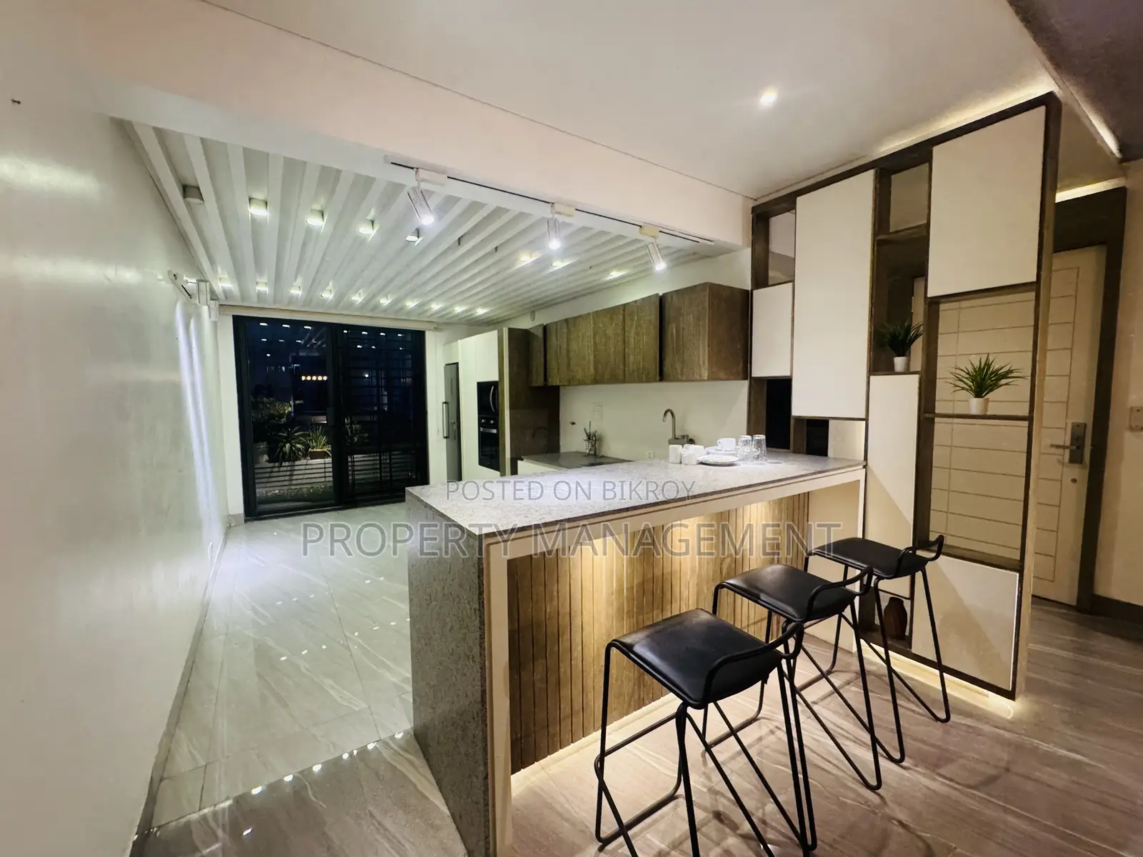 Furnished 3bdrm Apartment in Gulshan for rent