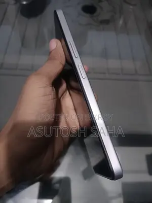 Vivo Y19 128 GB Silver