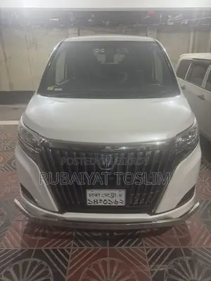 Toyota Esquire 2.0 AWD (7 seater) 2020 Pearl