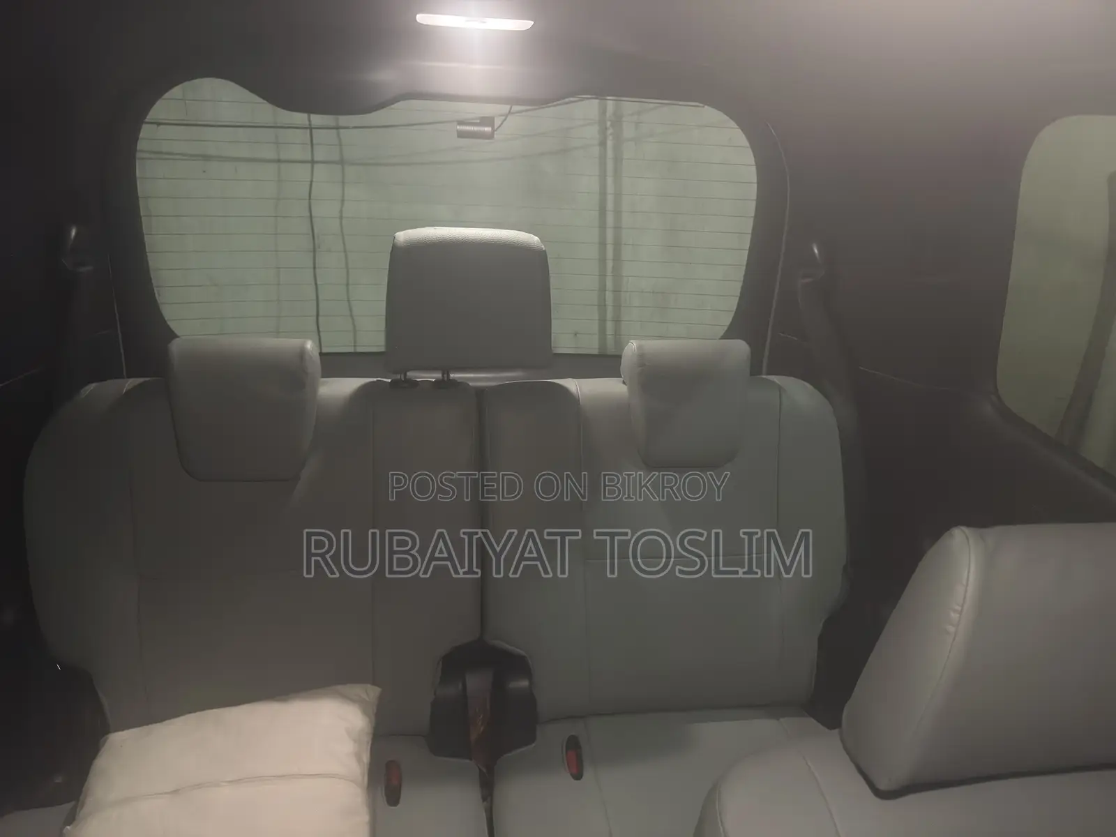 Toyota Esquire 2.0 AWD (7 seater) 2020 Pearl