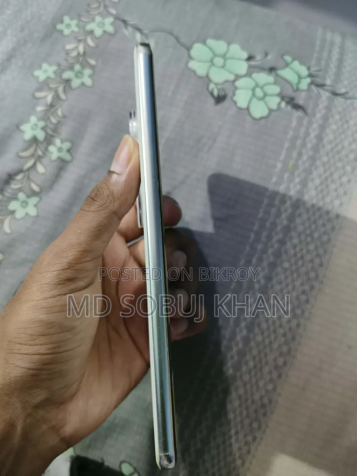 Vivo T4R 128 GB White