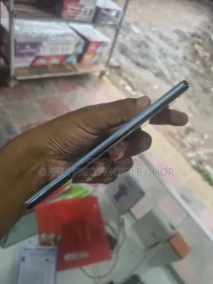 Vivo V27 128 GB Red