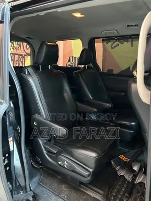 Toyota Voxy Hybrid X 2WD 7-Seater 2016 Black