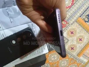 Vivo V40 5G 256 GB Purple