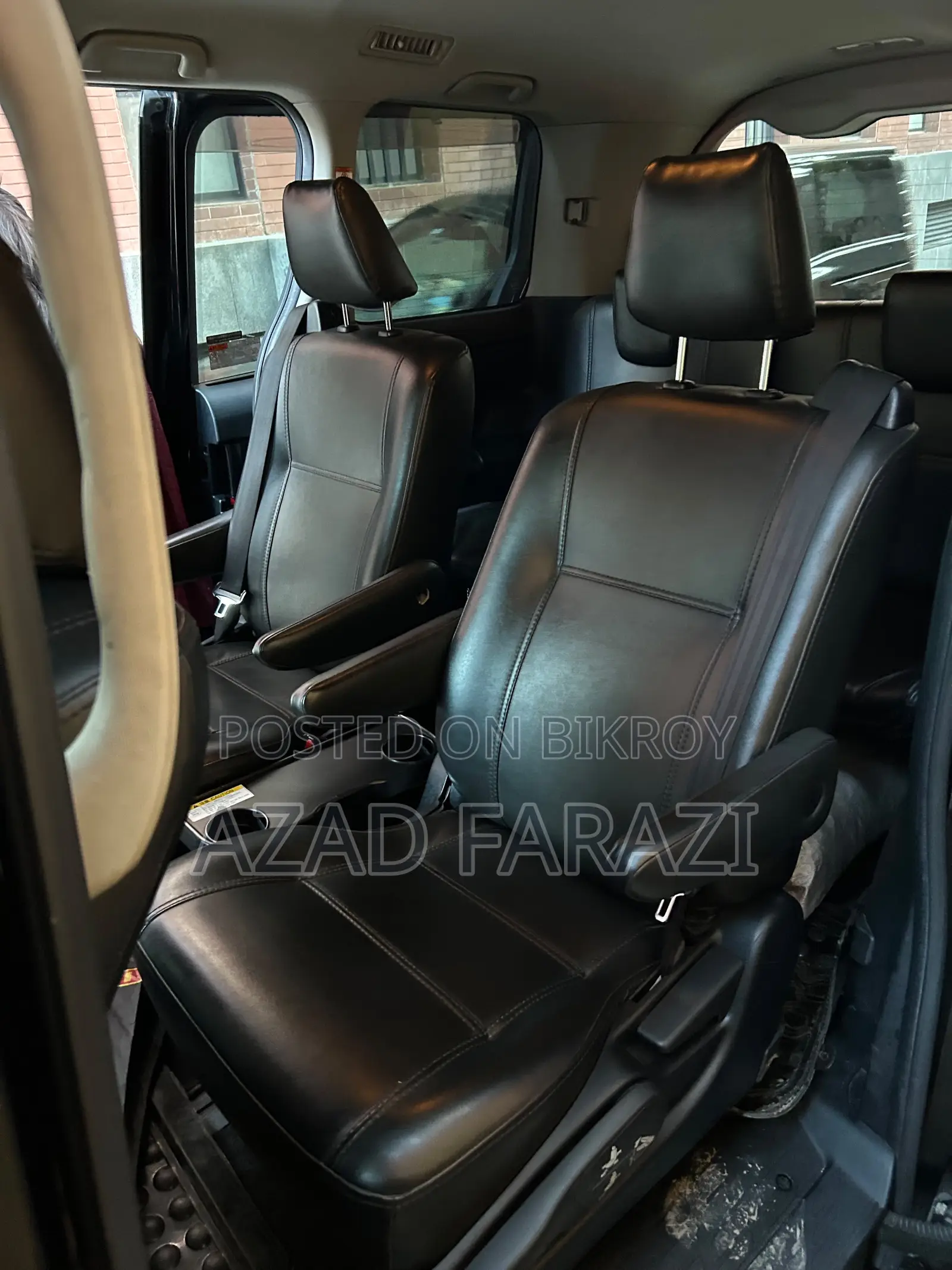 Toyota Voxy Hybrid X 2WD 7-Seater 2016 Black