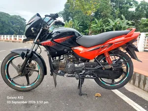 Hero Glamour 2016 Black