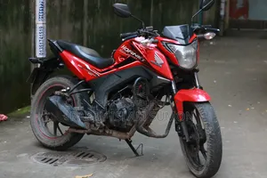 Honda Hornet 2018 Red