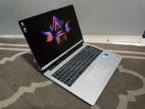 Laptop Huawei 4GB Intel SSD 500GB