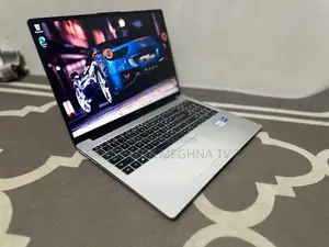 Laptop Huawei 4GB Intel SSD 500GB