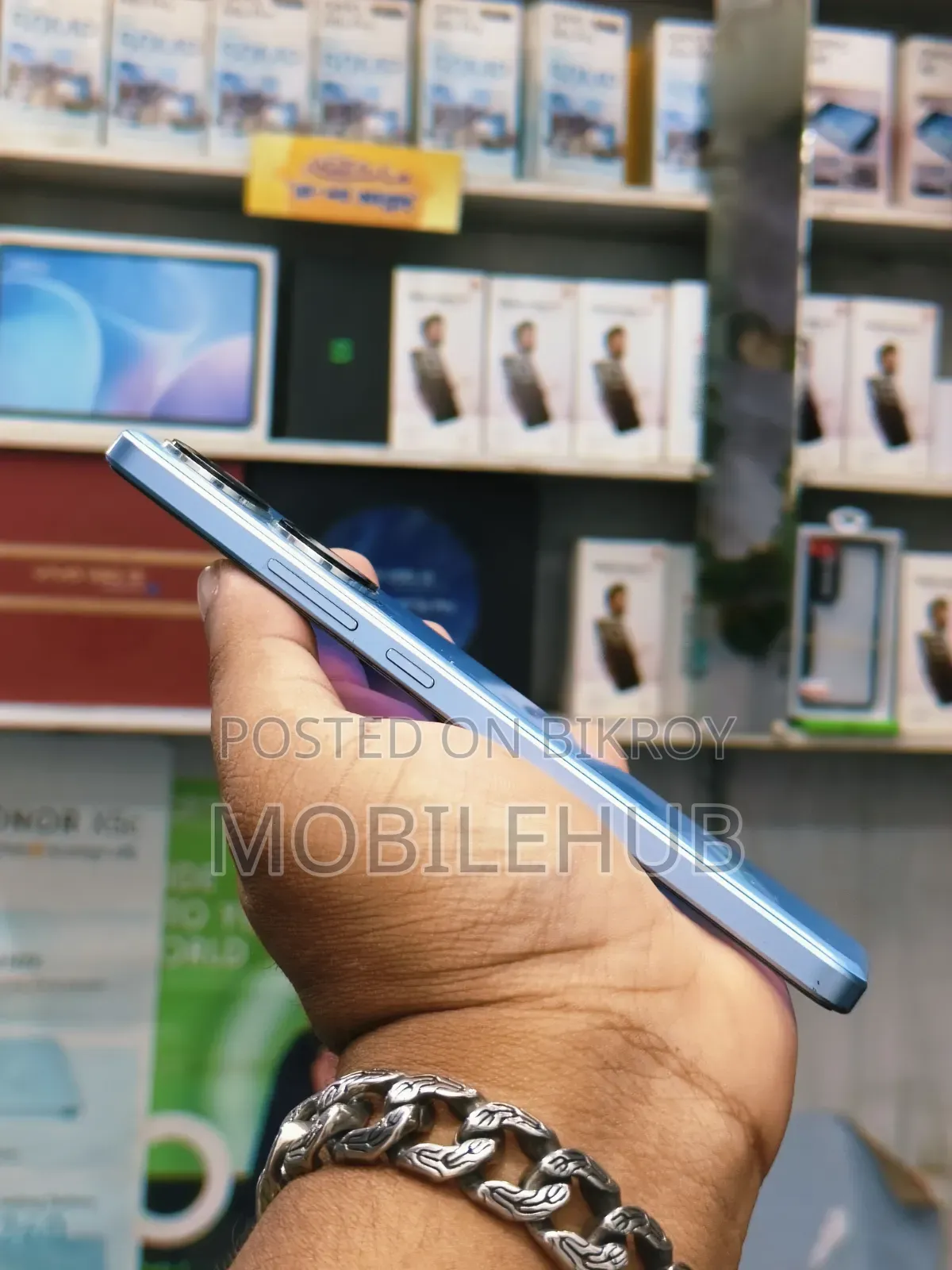 iQOO 256 GB Blue