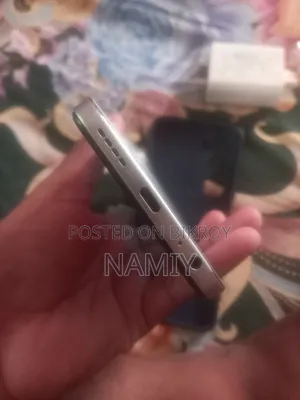 Infinix Hot 60i 128 GB White