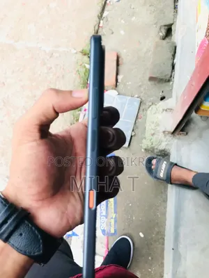 New Infinix Hot 70 128 GB Black