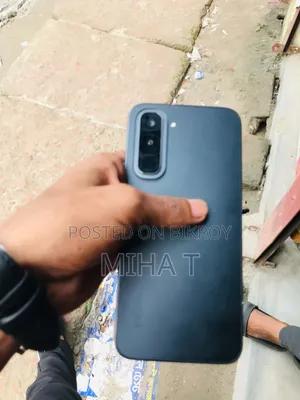 New Infinix Hot 70 128 GB Black