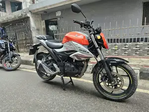Suzuki Gixxer 2023 Orange