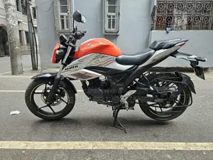 Suzuki Gixxer 2023 Orange