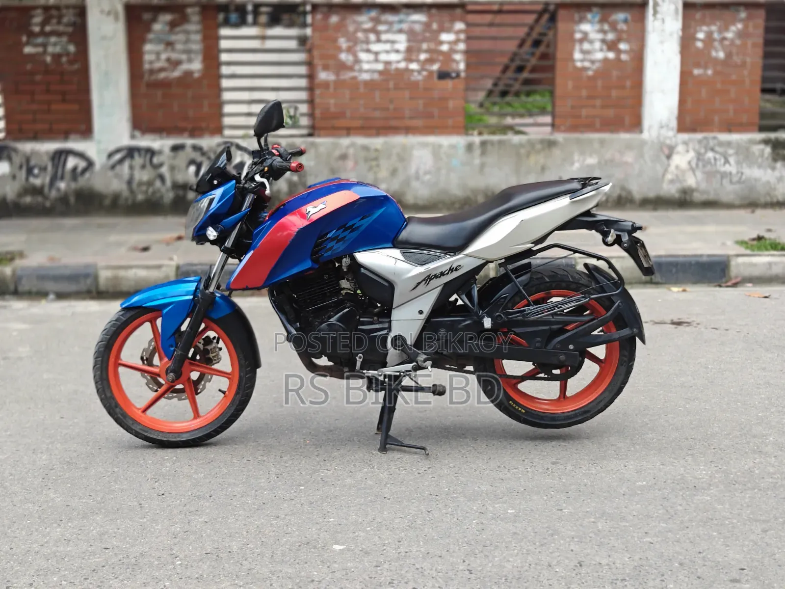 TVS Apache 160 4V 2019 Blue