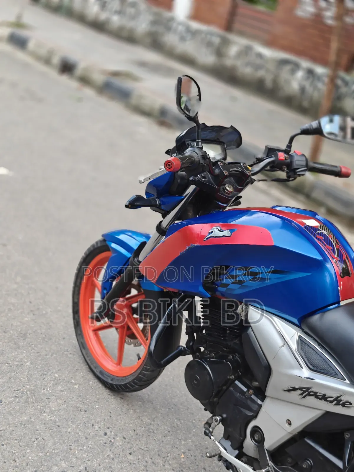 TVS Apache 160 4V 2019 Blue