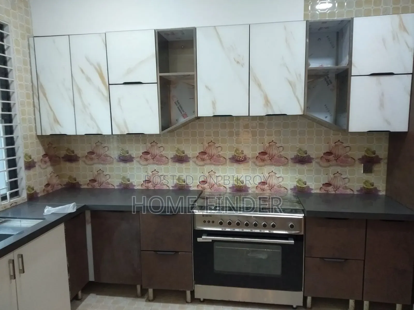 4bdrm Apartment in Gulshan 1 for rent