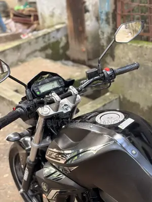 Yamaha FZS V2 2025 Black