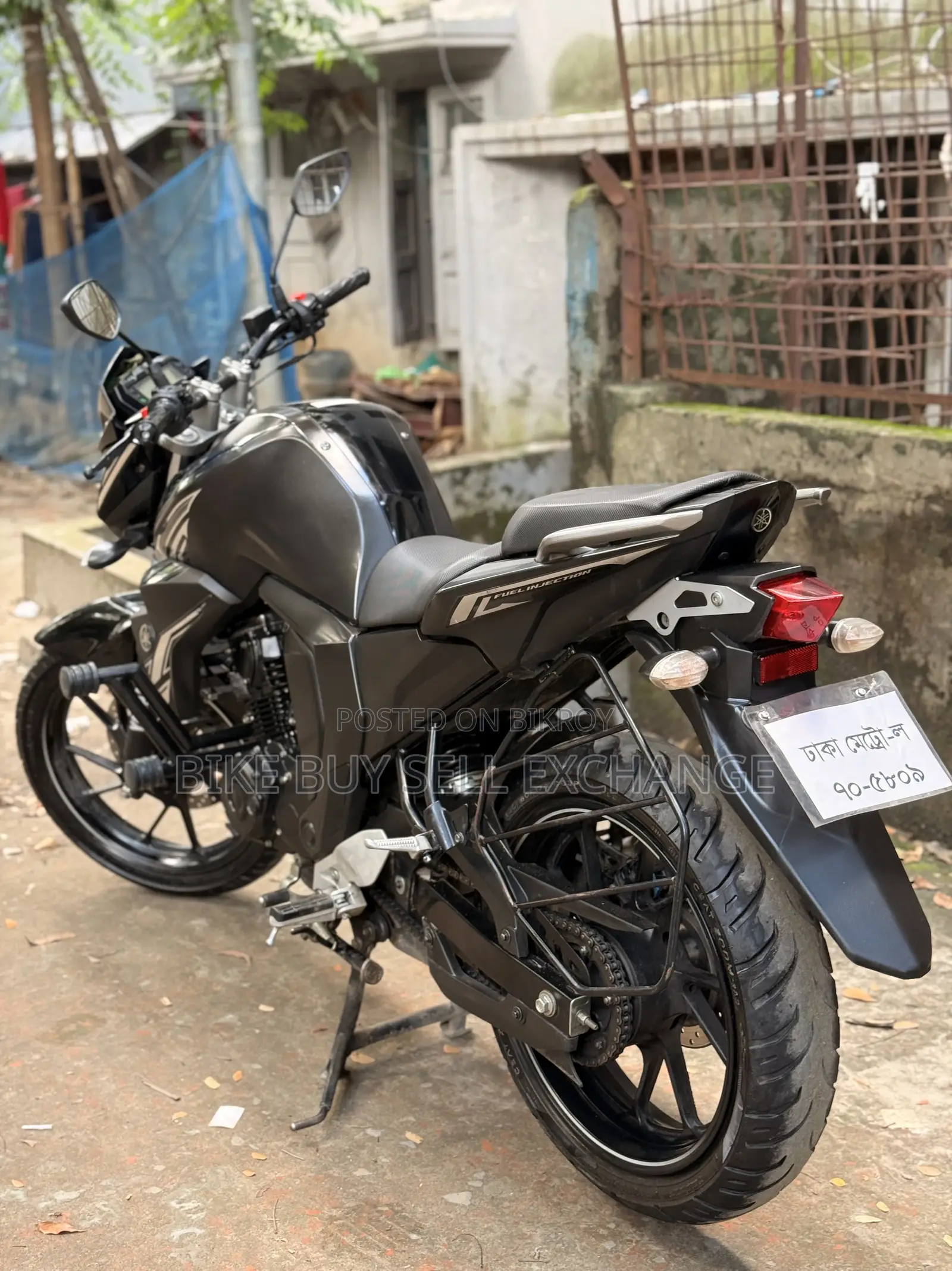 Yamaha FZS V2 2025 Black