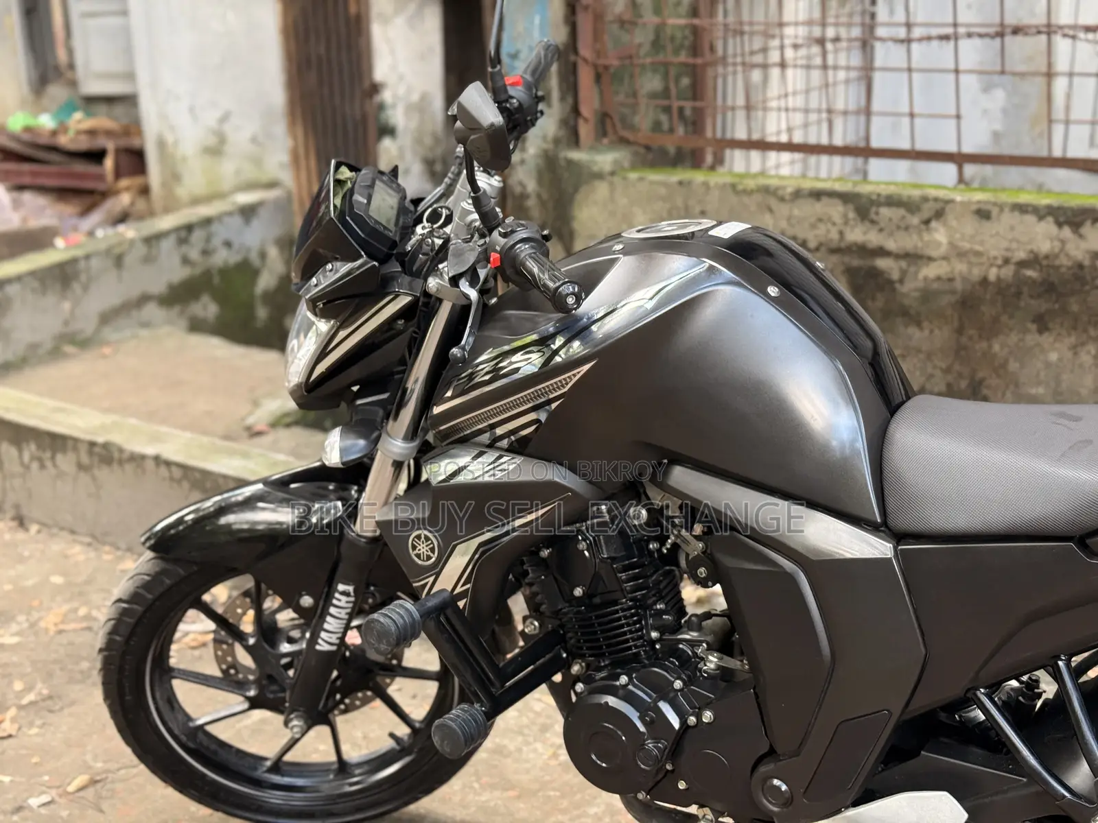 Yamaha FZS V2 2025 Black
