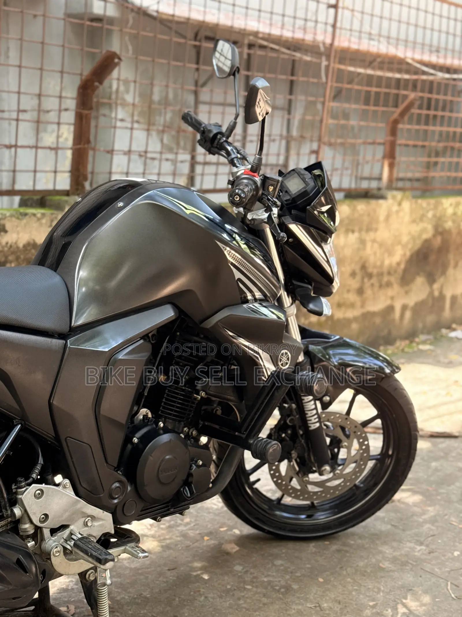 Yamaha FZS V2 2025 Black