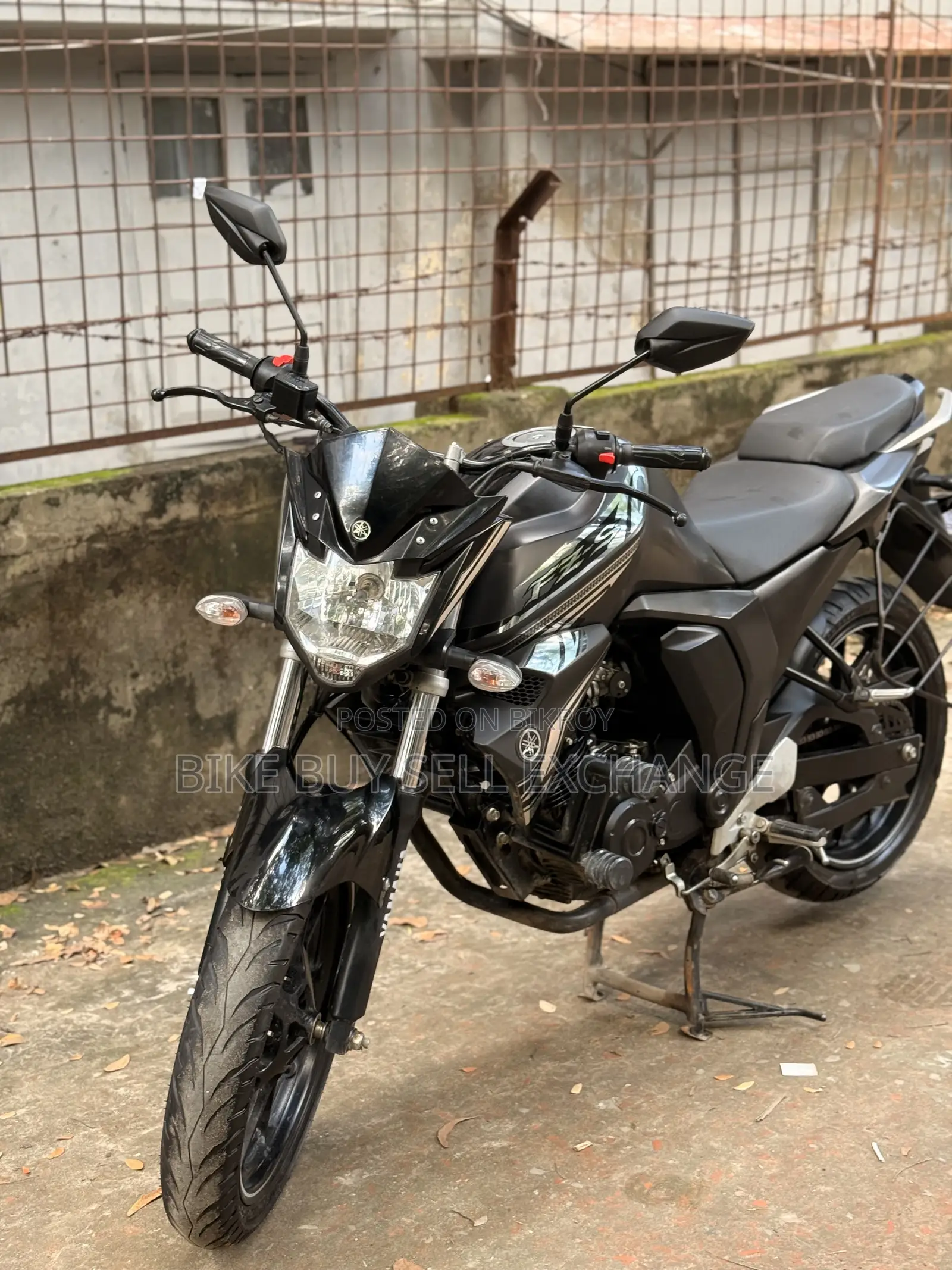 Yamaha FZS V2 2025 Black