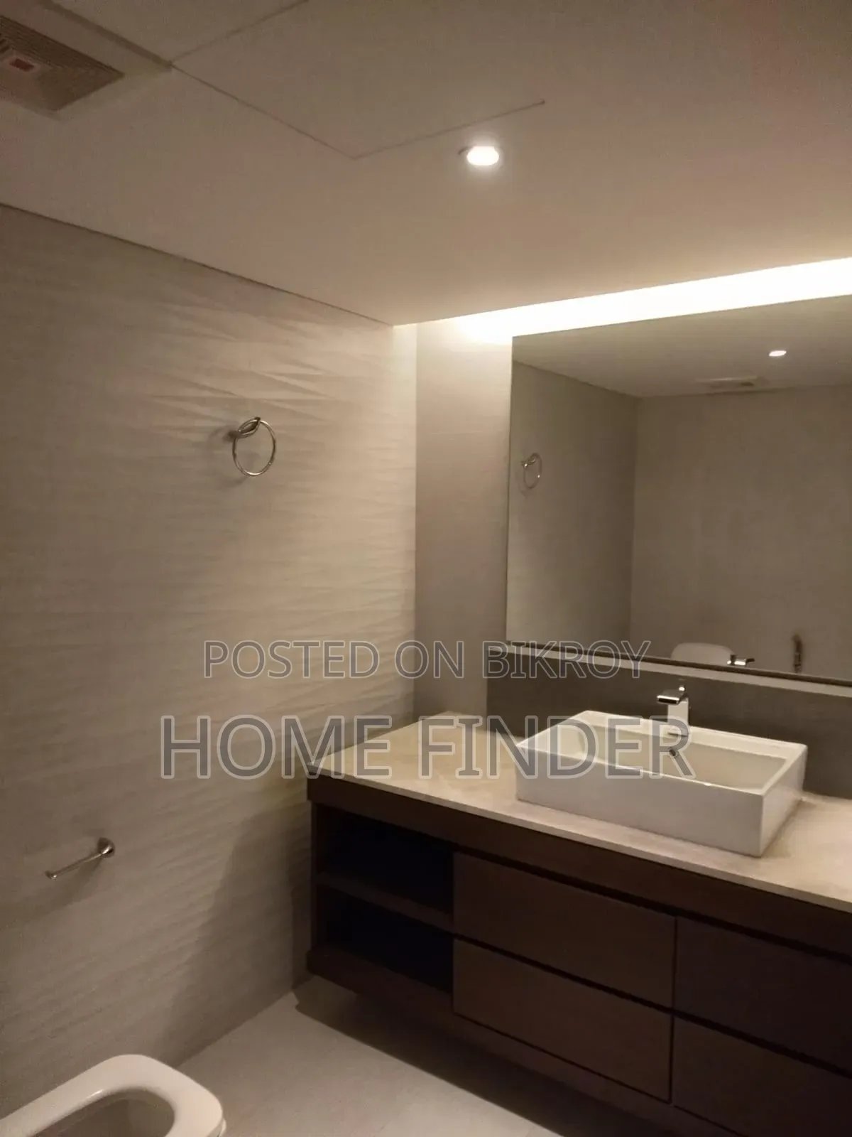 4bdrm Apartment in Gulshan for rent