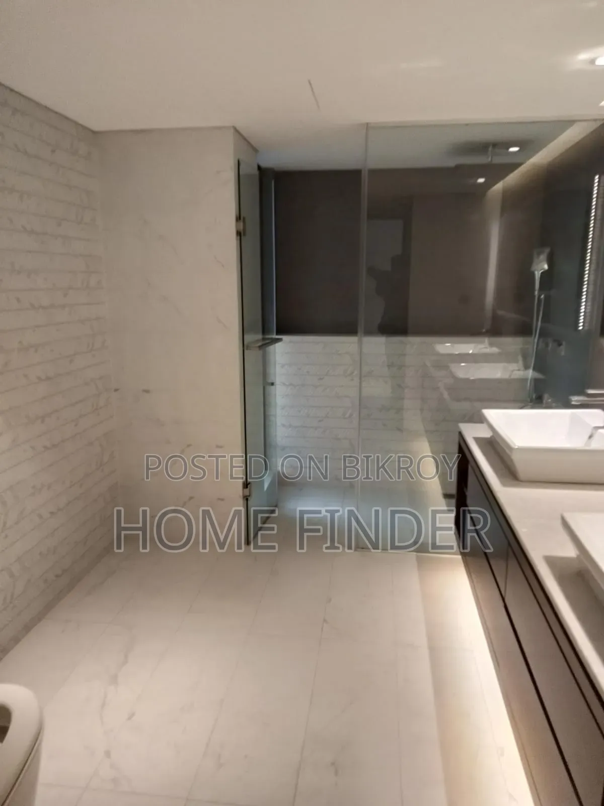 4bdrm Apartment in Gulshan for rent