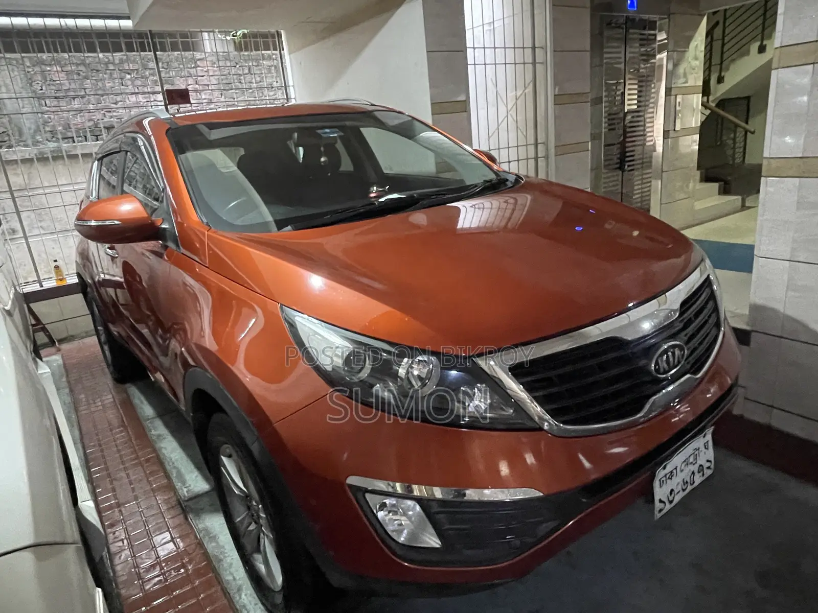Kia Sportage SX 4dr SUV (2.0L 4cyl Turbo 6A) 2012 Orange