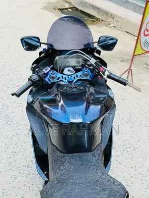 Yamaha R15 V3 2018 Blue