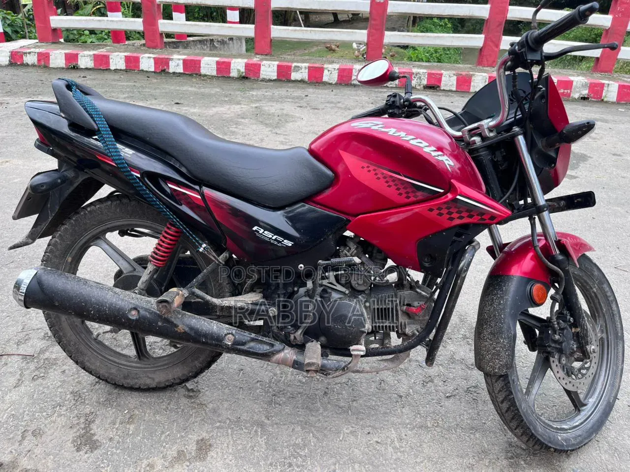 Hero Glamour 2019 Red