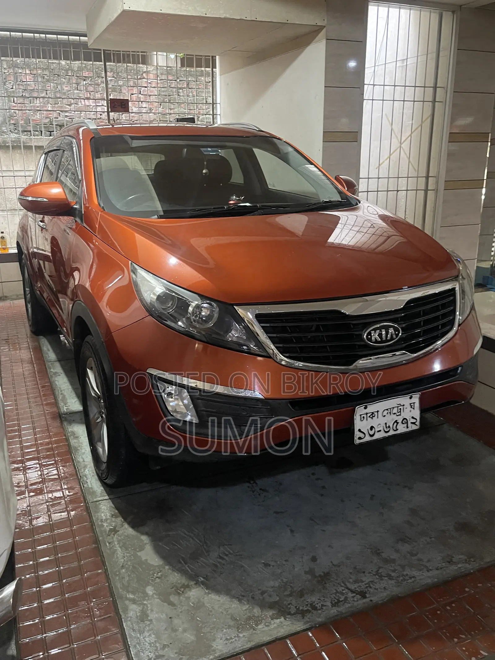 Kia Sportage SX 4dr SUV (2.0L 4cyl Turbo 6A) 2012 Orange