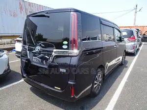 Toyota Esquire 2021 Black