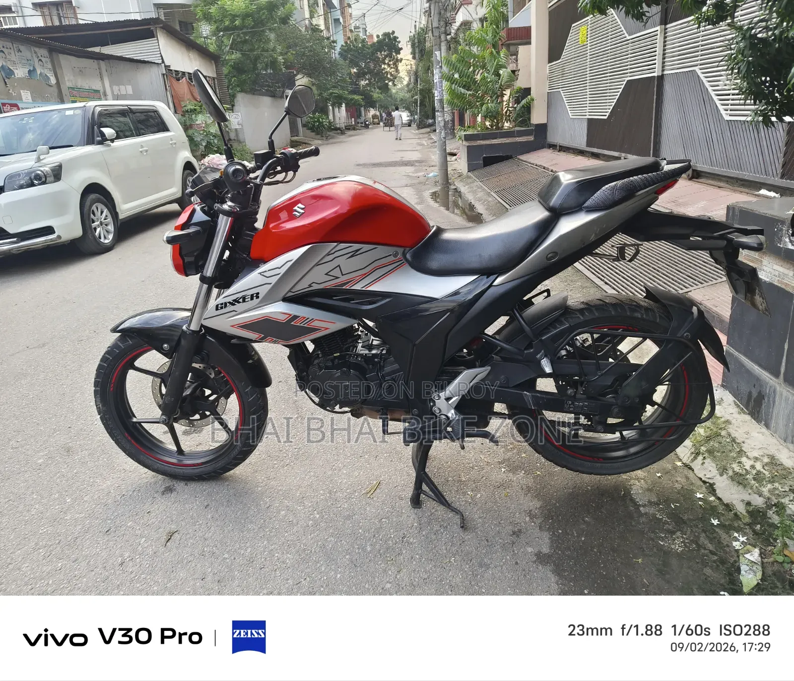 Suzuki Gixxer 2024 Silver