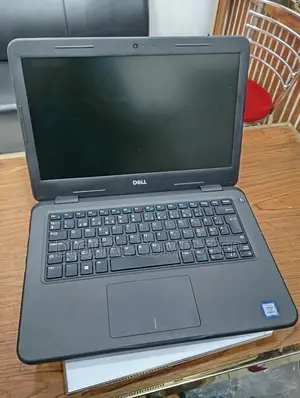 Laptop Dell Latitude 3310 8GB Intel Core i3 SSD 256GB