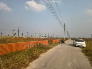 P Block 5 Katha Corner Plot Sell Hobe/ South/East Corner