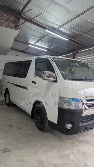 New Toyota Grand HiAce 2002 White