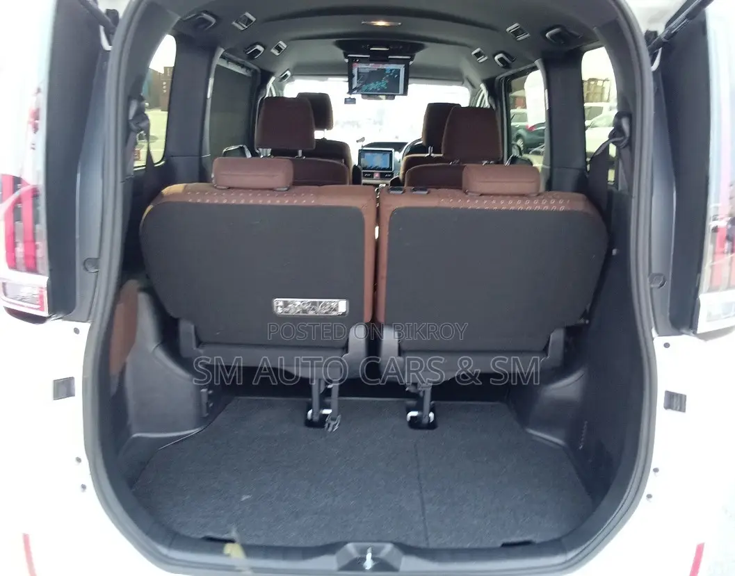 Toyota Noah 2020 Pearl