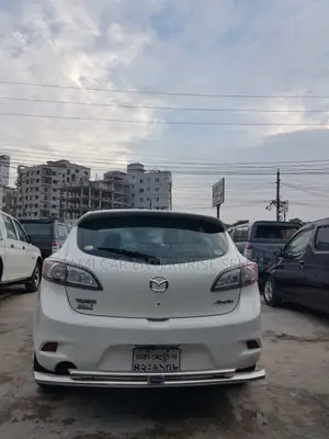 Mazda Axela 2012 White