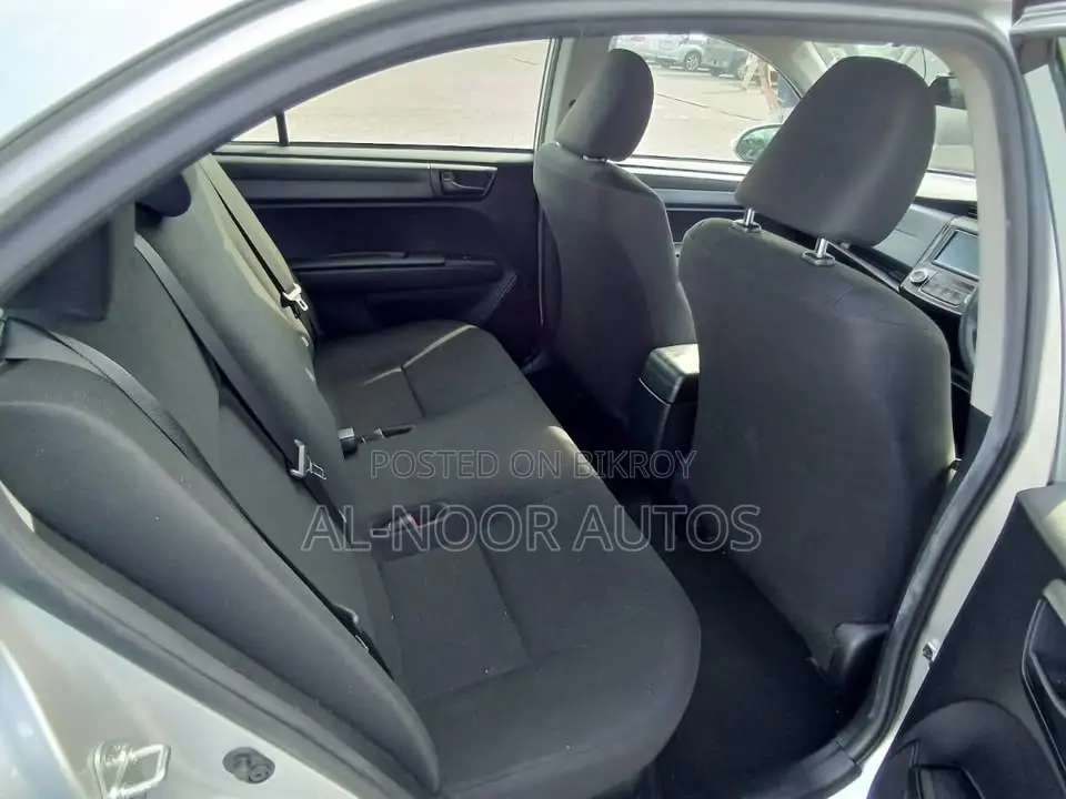 Toyota Axio 2021 Silver