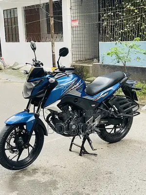Honda Hornet 2019 Blue