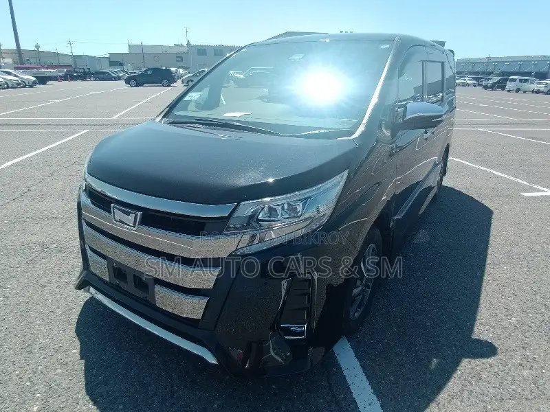 Toyota Noah 2021 Black