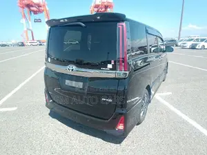 Toyota Noah 2021 Black