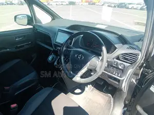 Toyota Noah 2021 Black